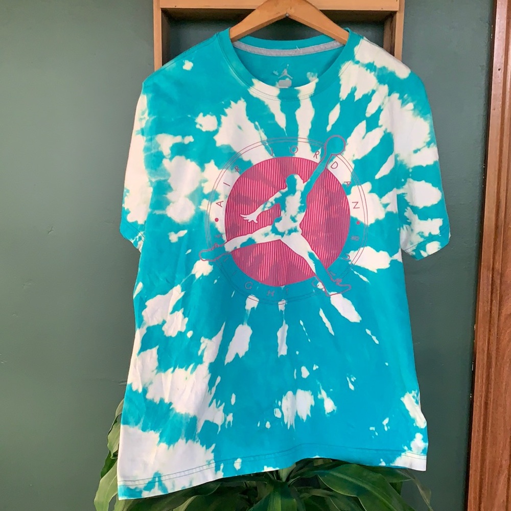 Custom Tie-Dye Jordan. Size Large. Blue. 90s vibe!